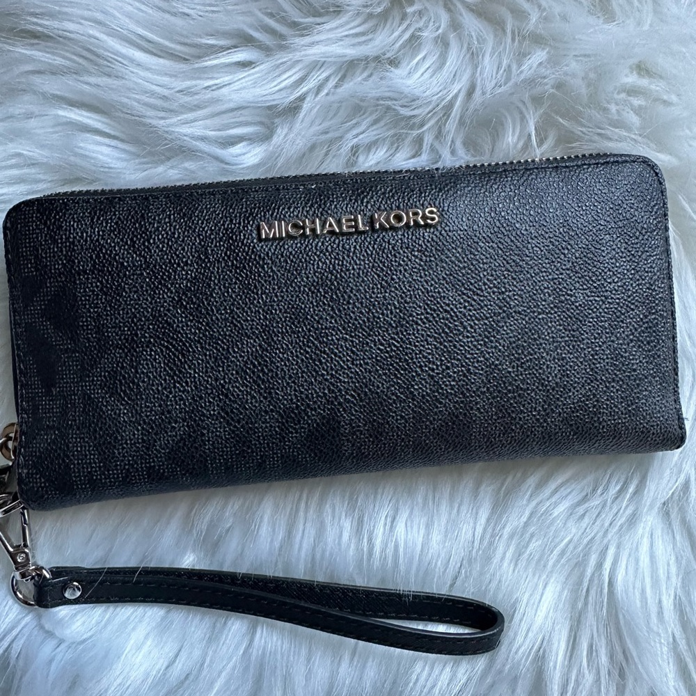 MICHAEL Michael Kors Jet Set Travel Continental Wallet Wristlet
